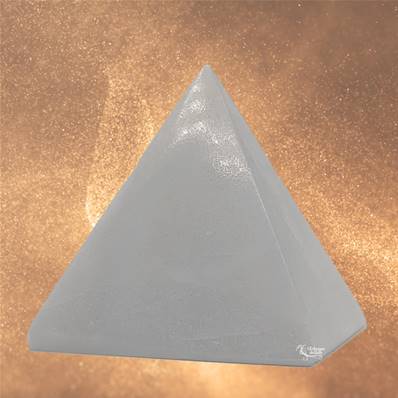 Sélénite - Pyramide 8 cm